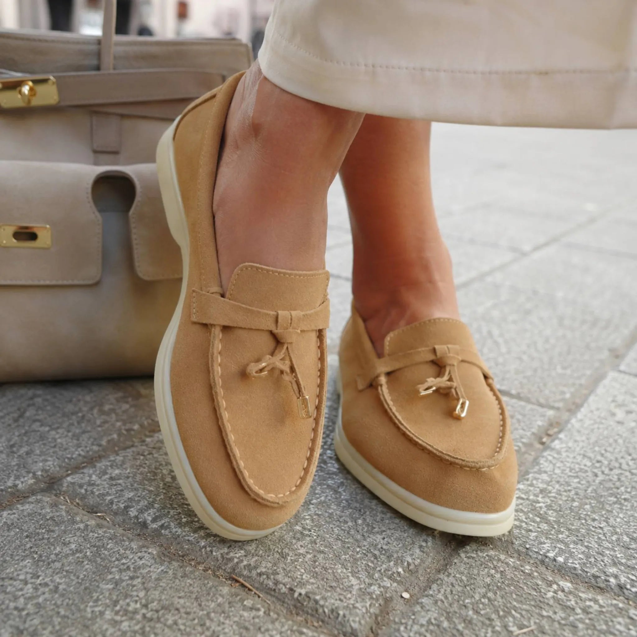 Loafersice Matiz 25191 od prirodne kože na dekorativnoj štikli za poslovan stil