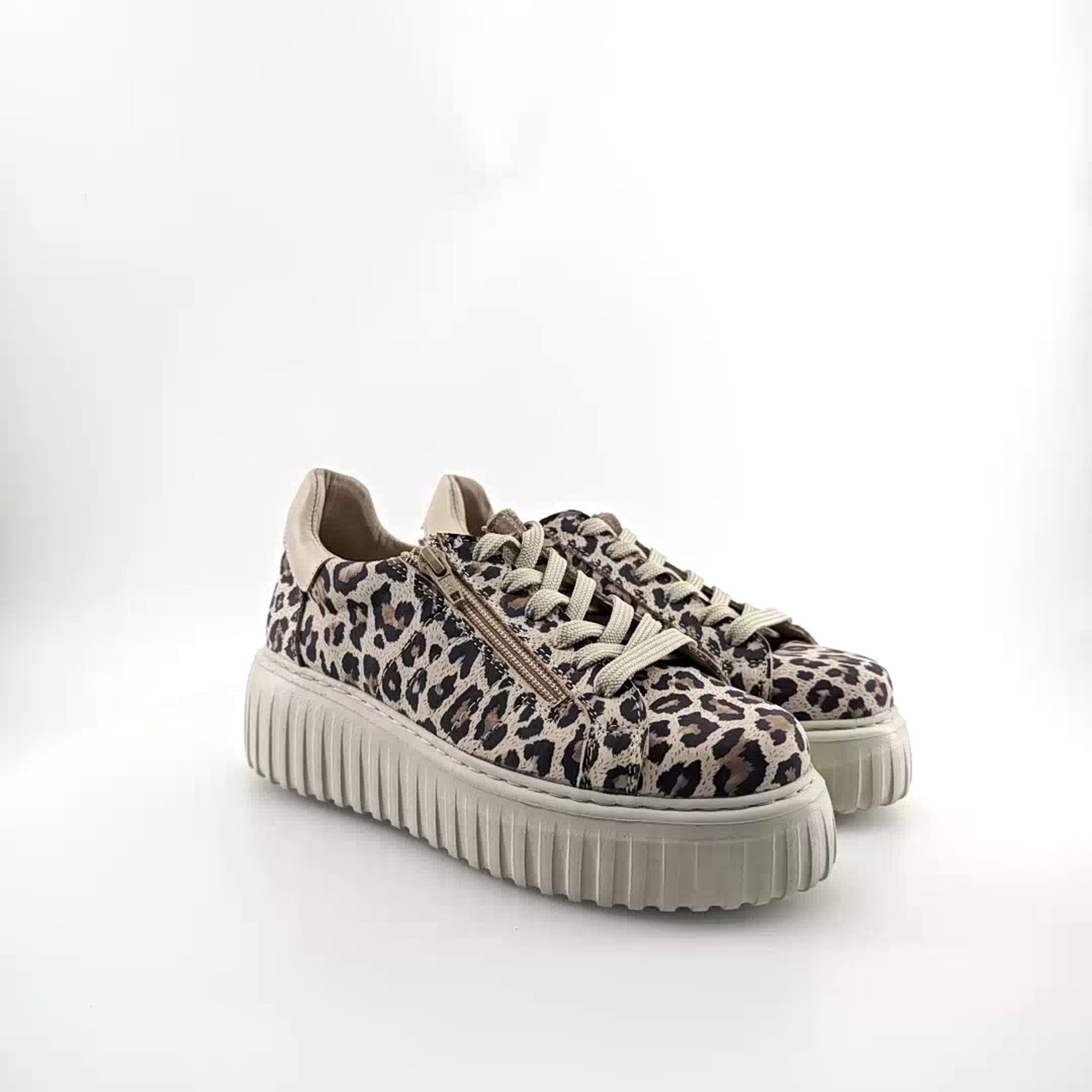 Moda Pelle 15550 smeđi leopard pogled spreda