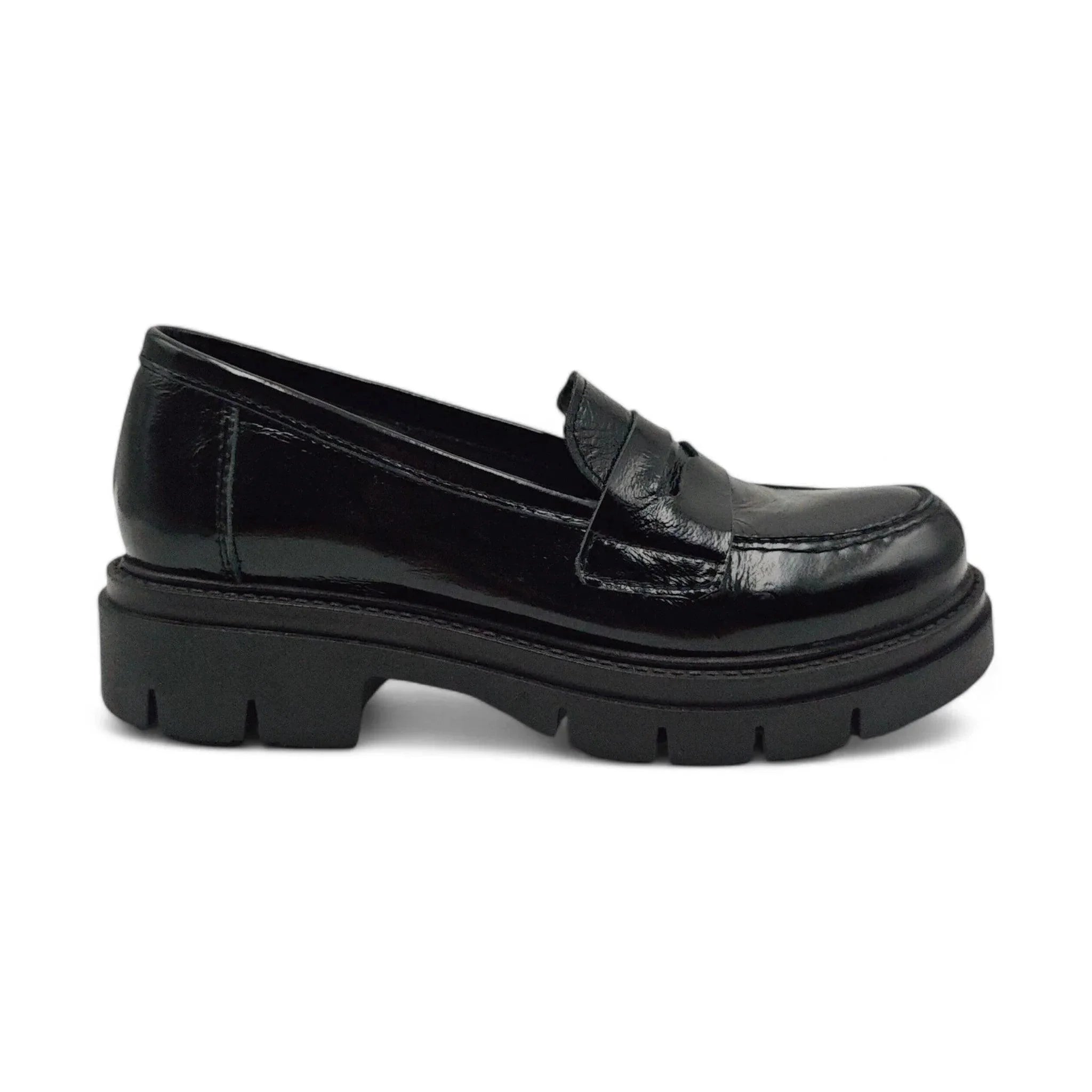 Moda Pelle 1610 crni lak pogled desno