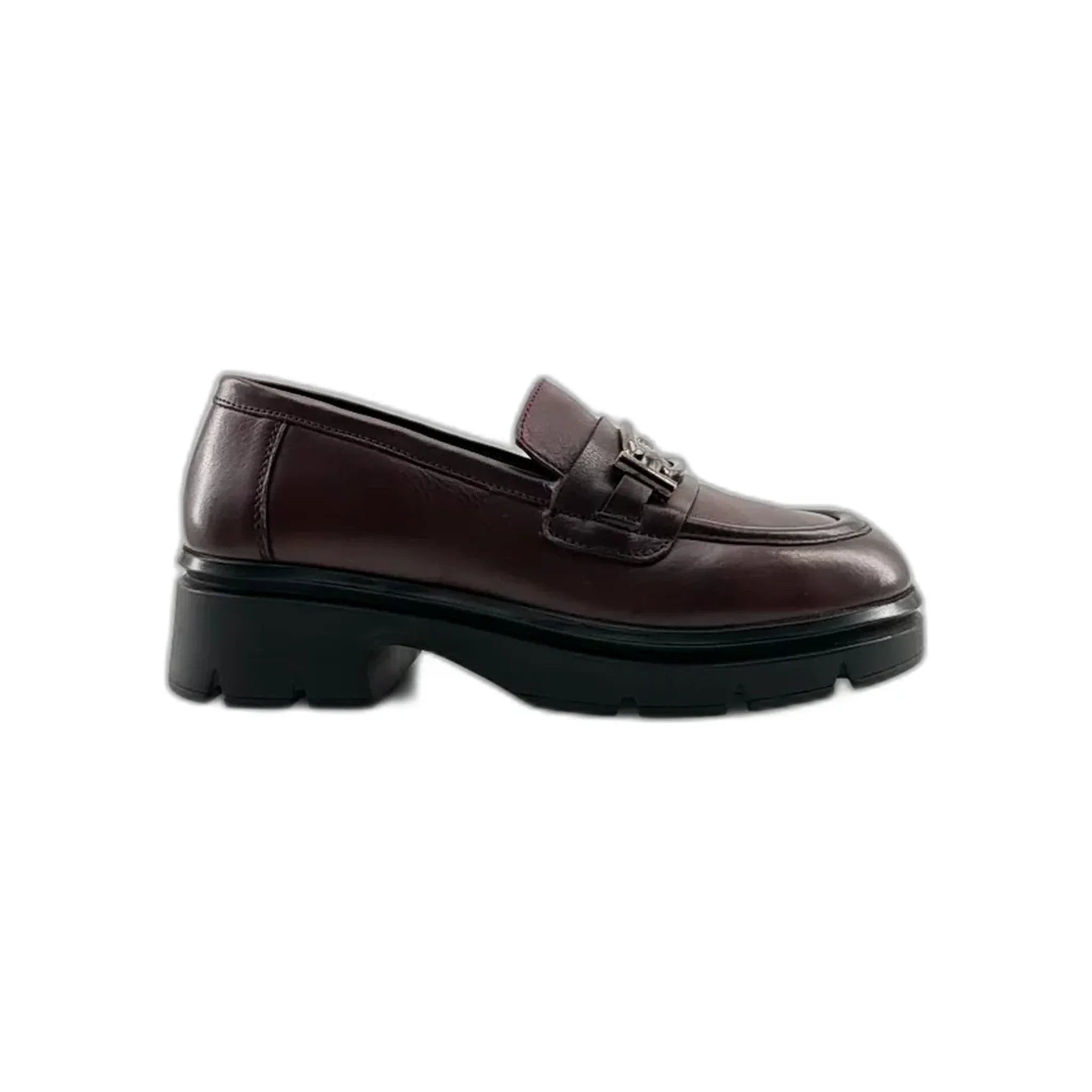 Bordo leather classic loafer with chunky black polyurethane sole, side view