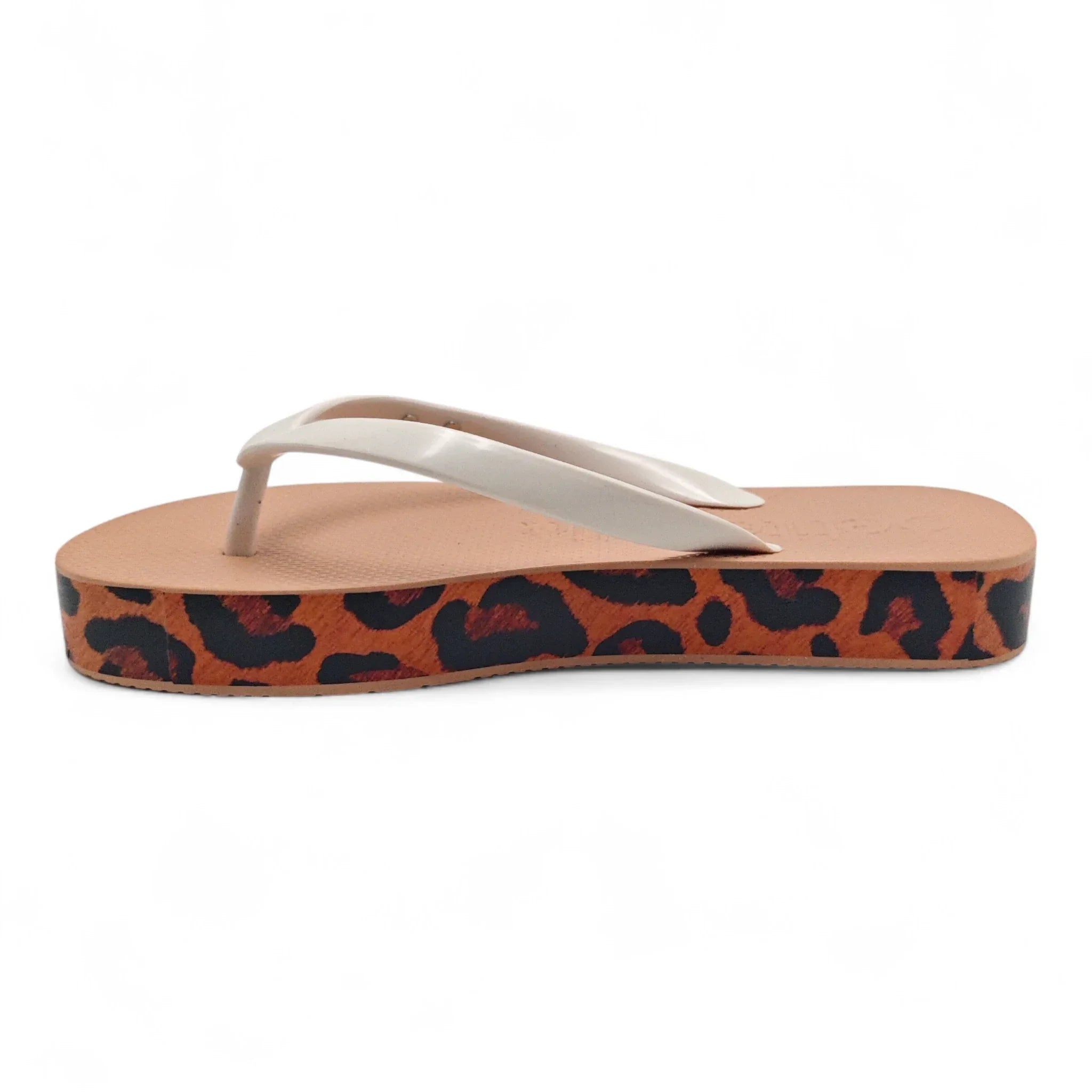 Petite Jolie 7250 smeđi leopard pogled levo