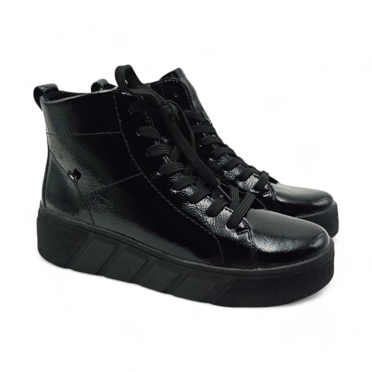 Rieker 0561 crni lak pogled spreda