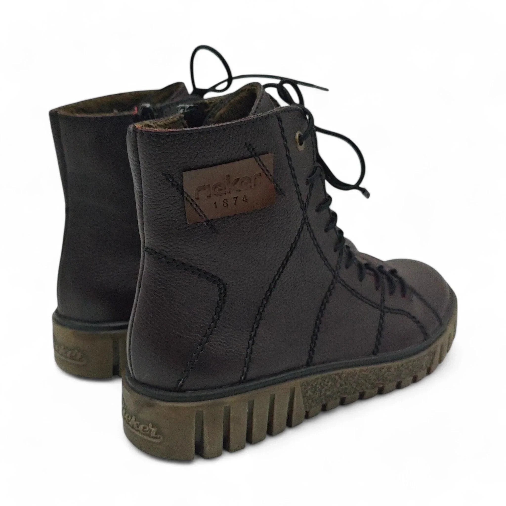 Rieker 3421 bordo pogled straga
