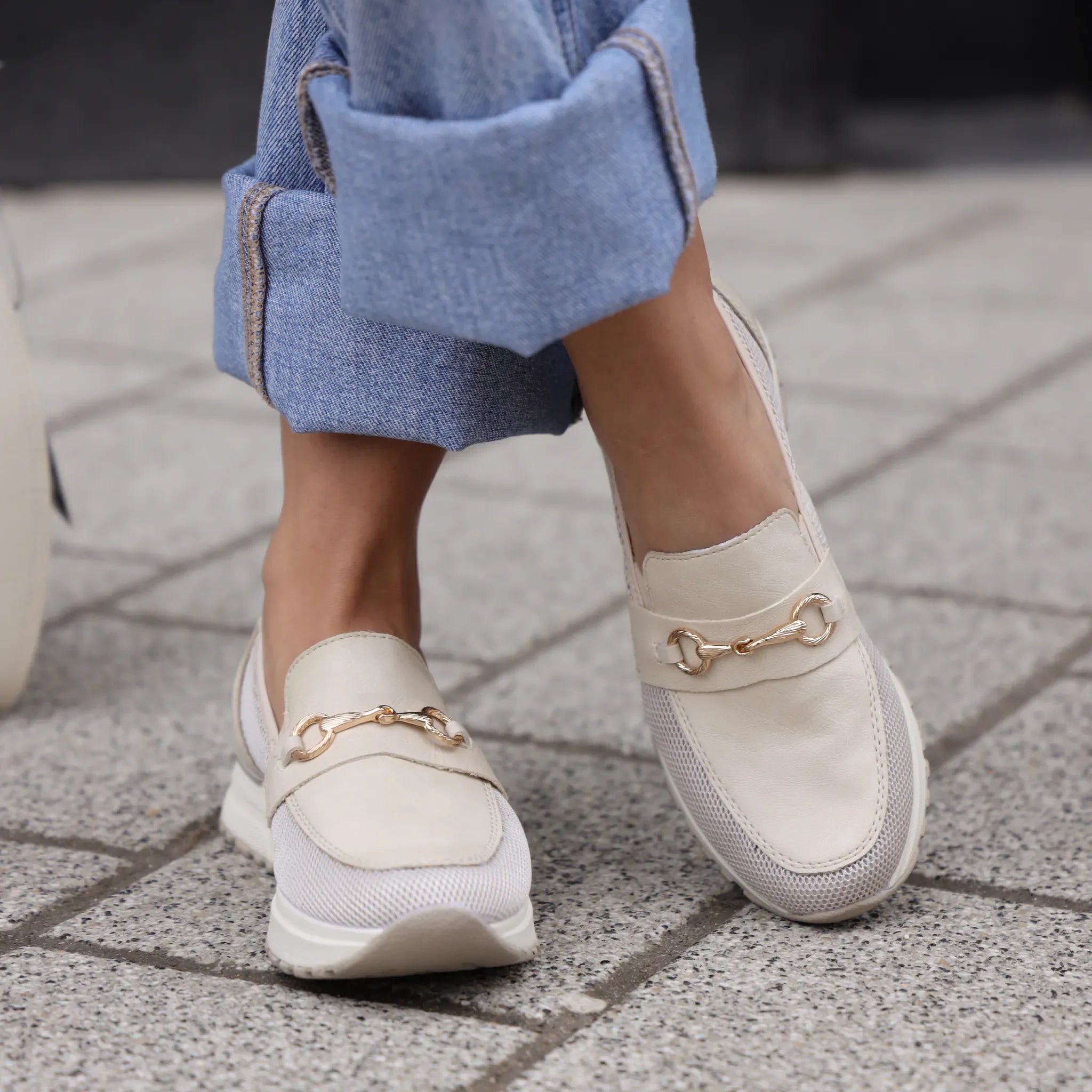 Rieker 7455 alabaster on foot