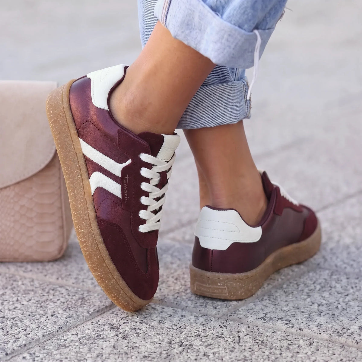 Tamaris 23723 bordo on foot 02
