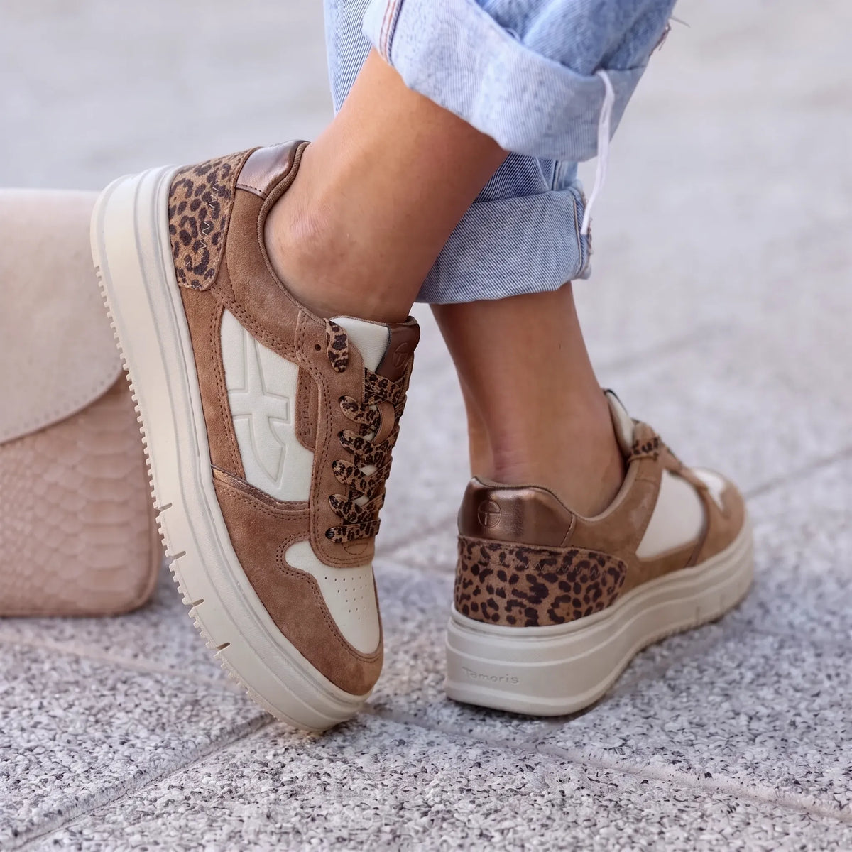 Tamaris 23746 smeđa on foot 02 #Boja_smeđa