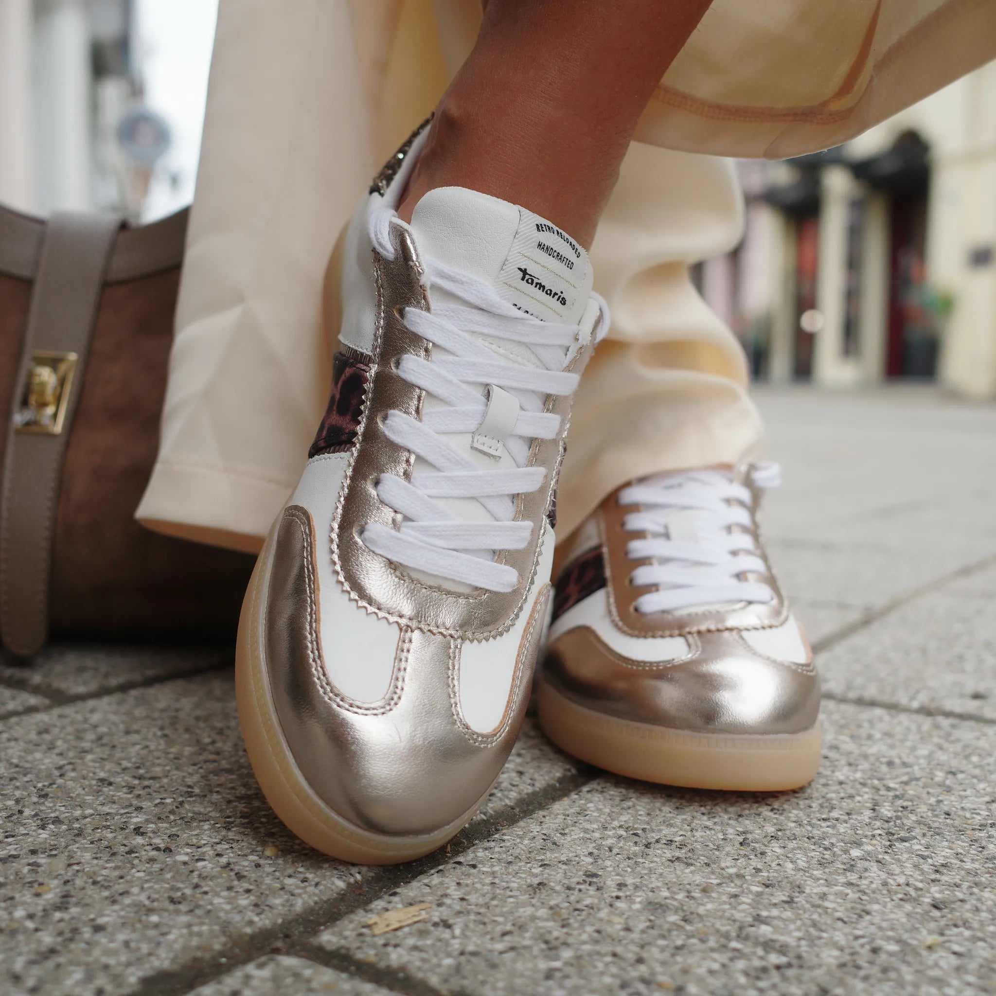 Tamaris plitke ravne modne patike na šnjiranje 23624