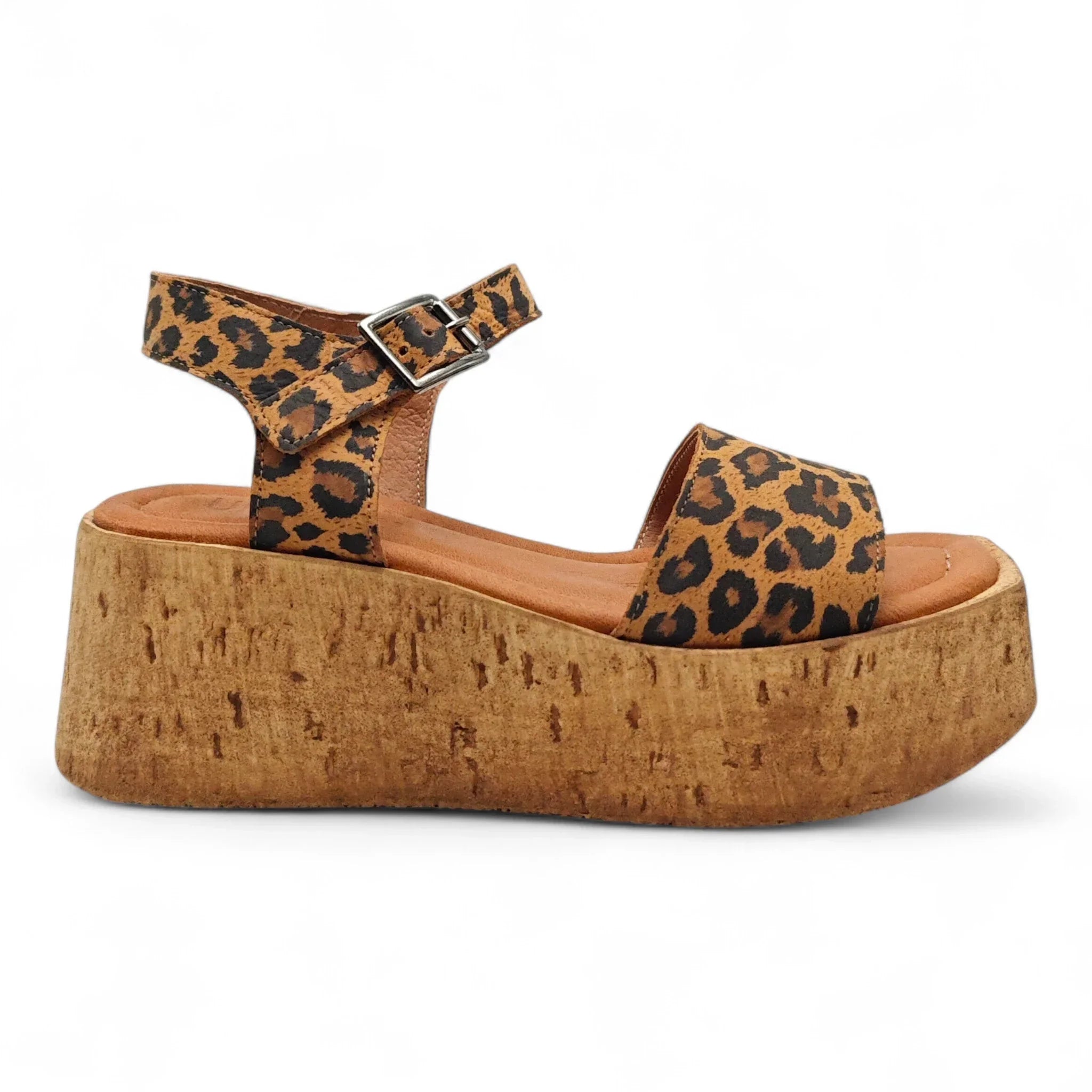 Una 70133 smeđi leopard pogled desno